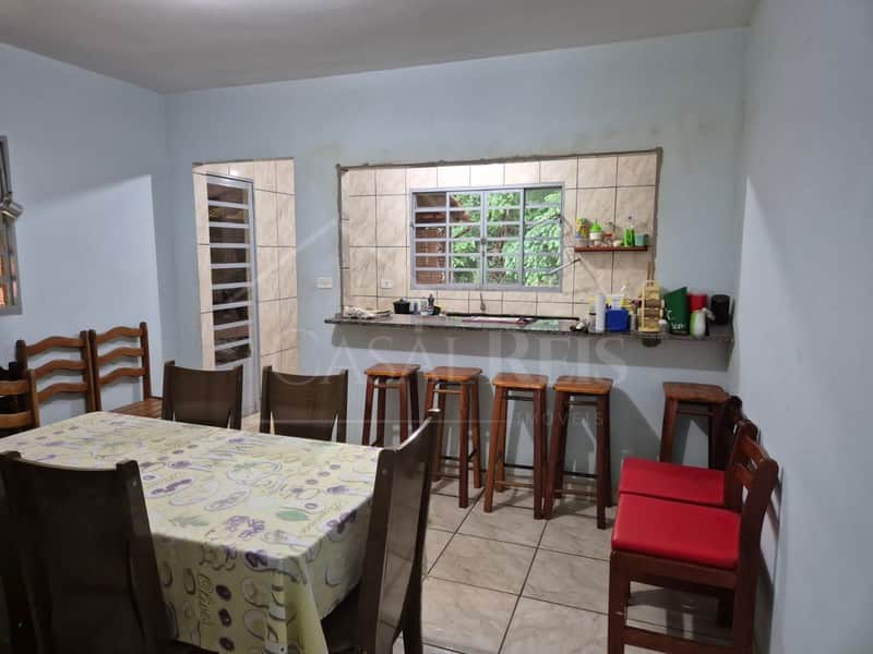 Sala de jantar e cozinha integr