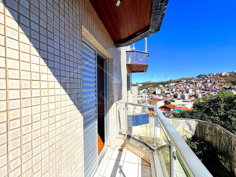 Varanda com vista panor