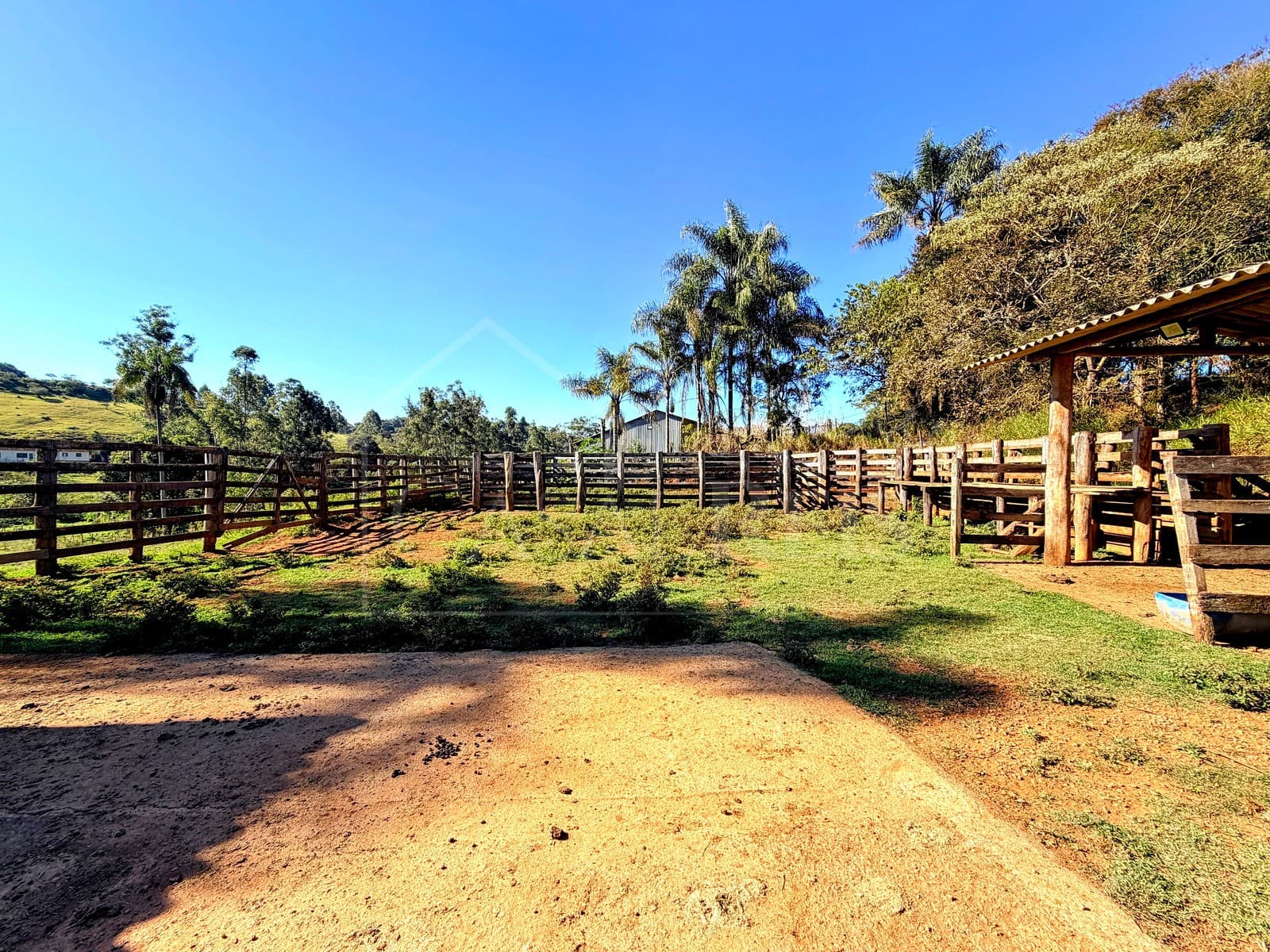 Área externa rural com