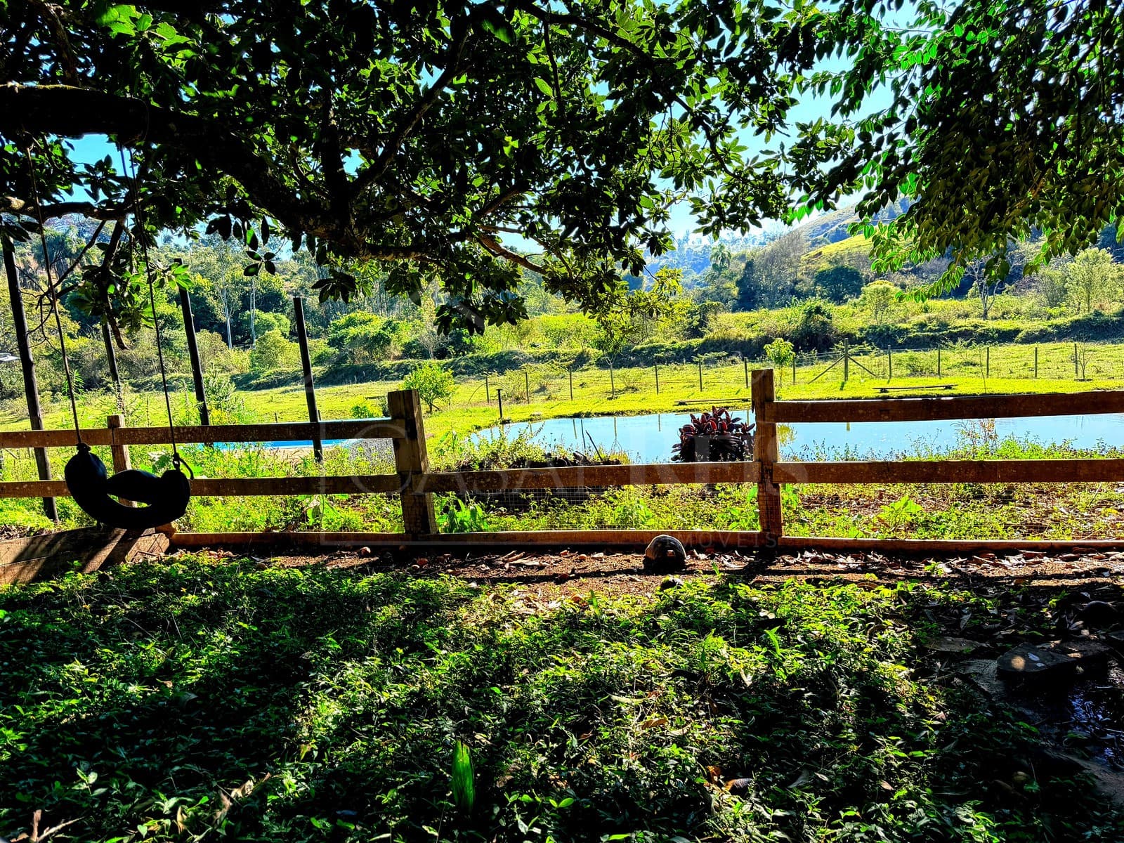 Área externa com balanço